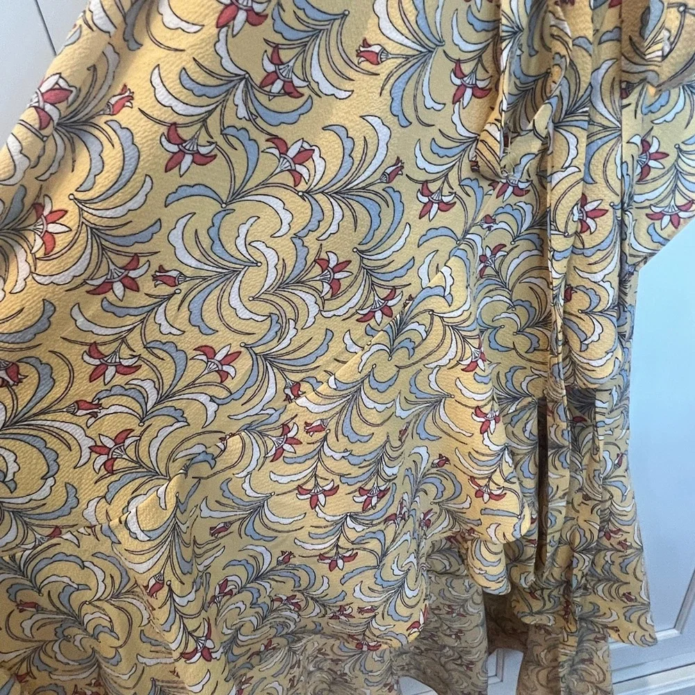 Max Studio Yellow HiLo Wrap Dress - Picture 5 of 6